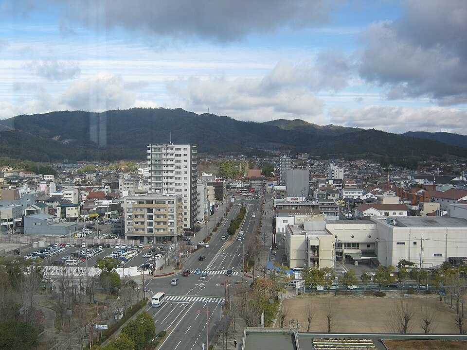 Fayl:ブールバール（西条駅方面）.JPG
