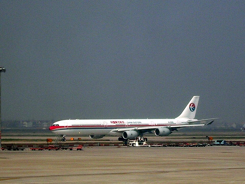 Fayl:China Eastern A340-600.jpg