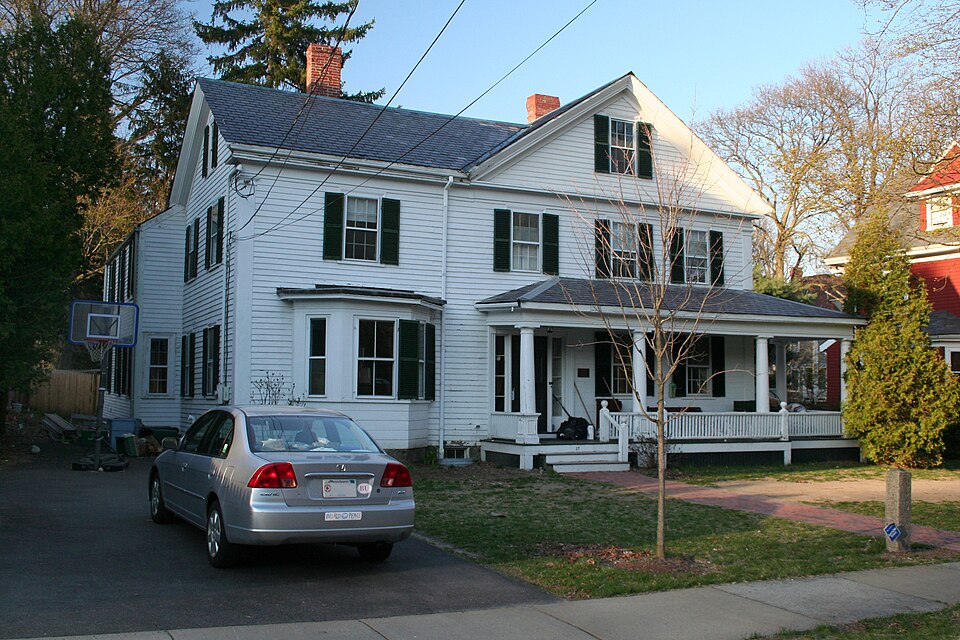 Fayl:Hyde House, Newton, Massachusetts.jpg