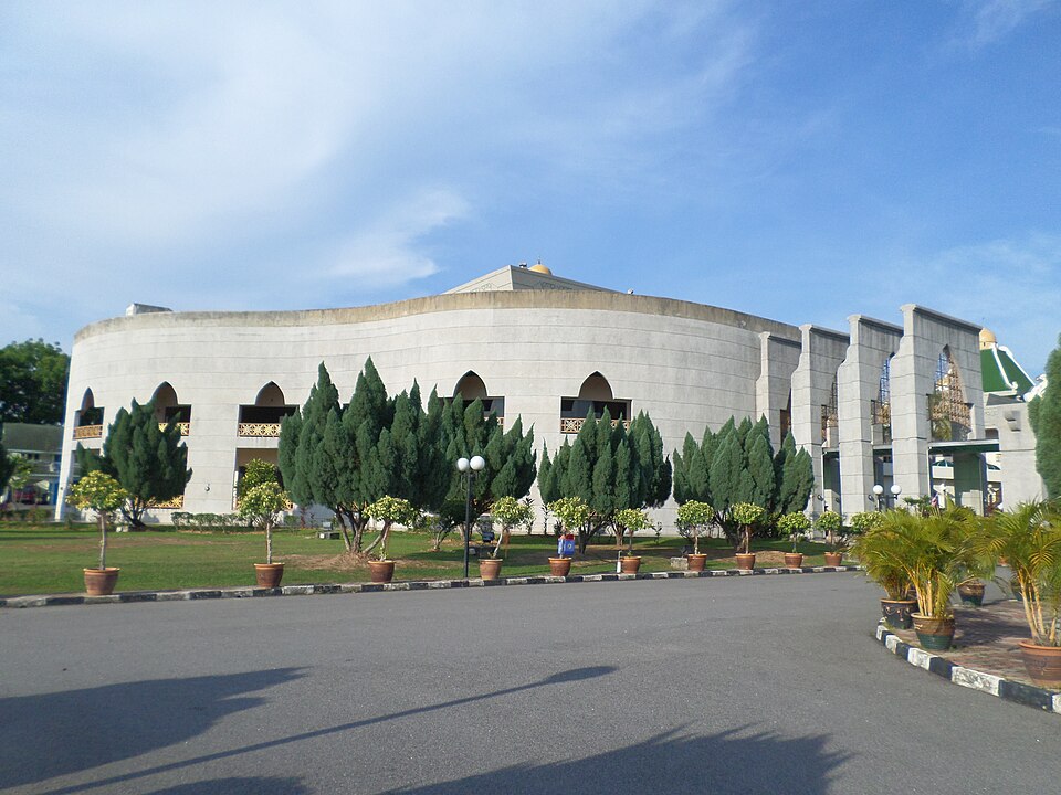 Fayl:Melaka Al-Quran Museum.jpg