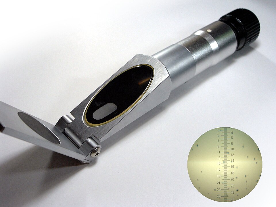 Fayl:Refractometer.jpg