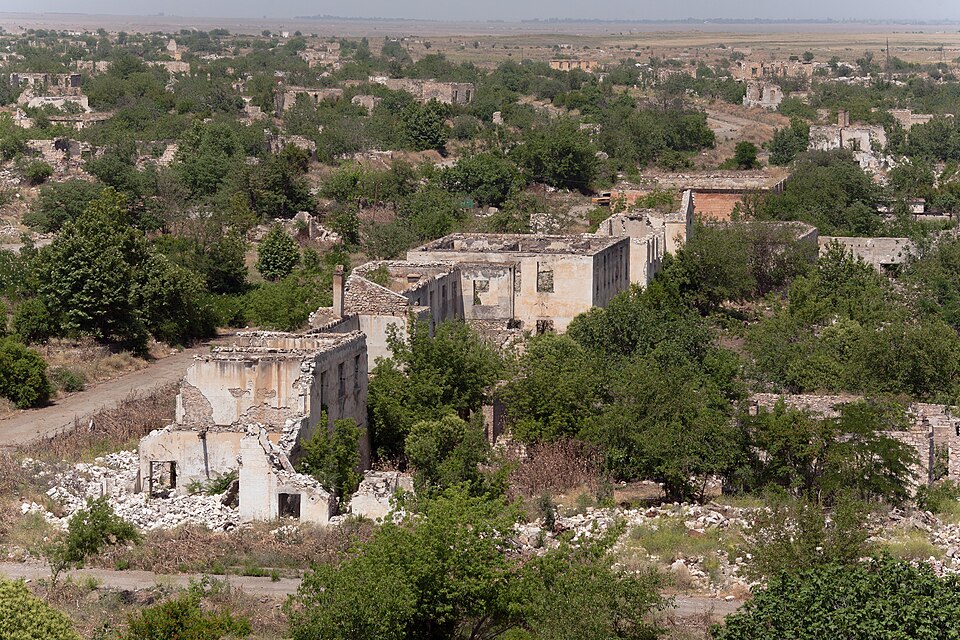 Fayl:Agdam 2.jpg