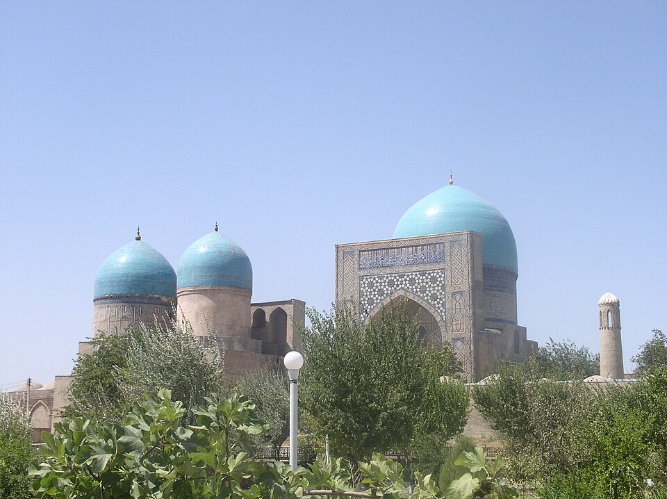 Fayl:Kok-Gumbaz.JPG