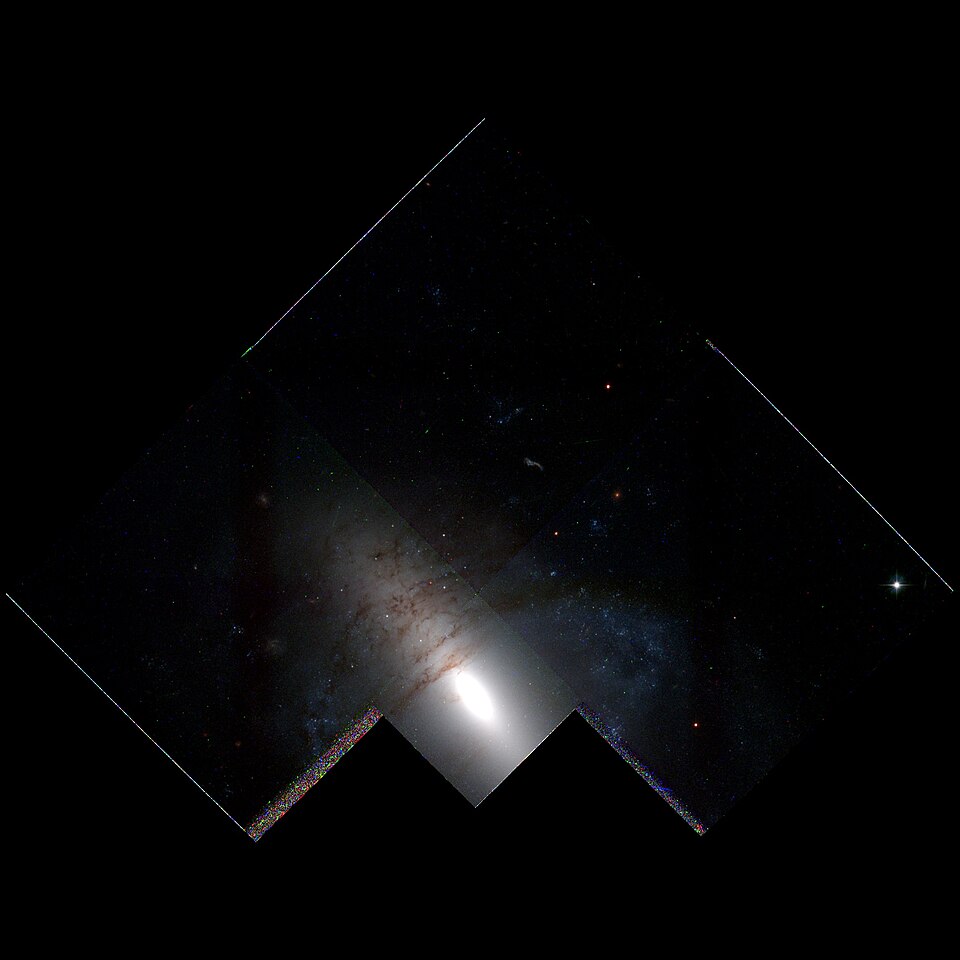 Fayl:NGC2685-hst-R814G555B450.jpg