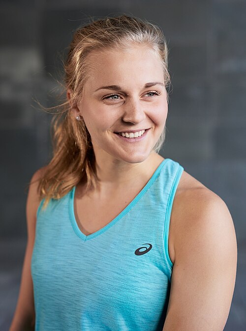 Fayl:Stina Nilsson 2015-09-26 001.jpg