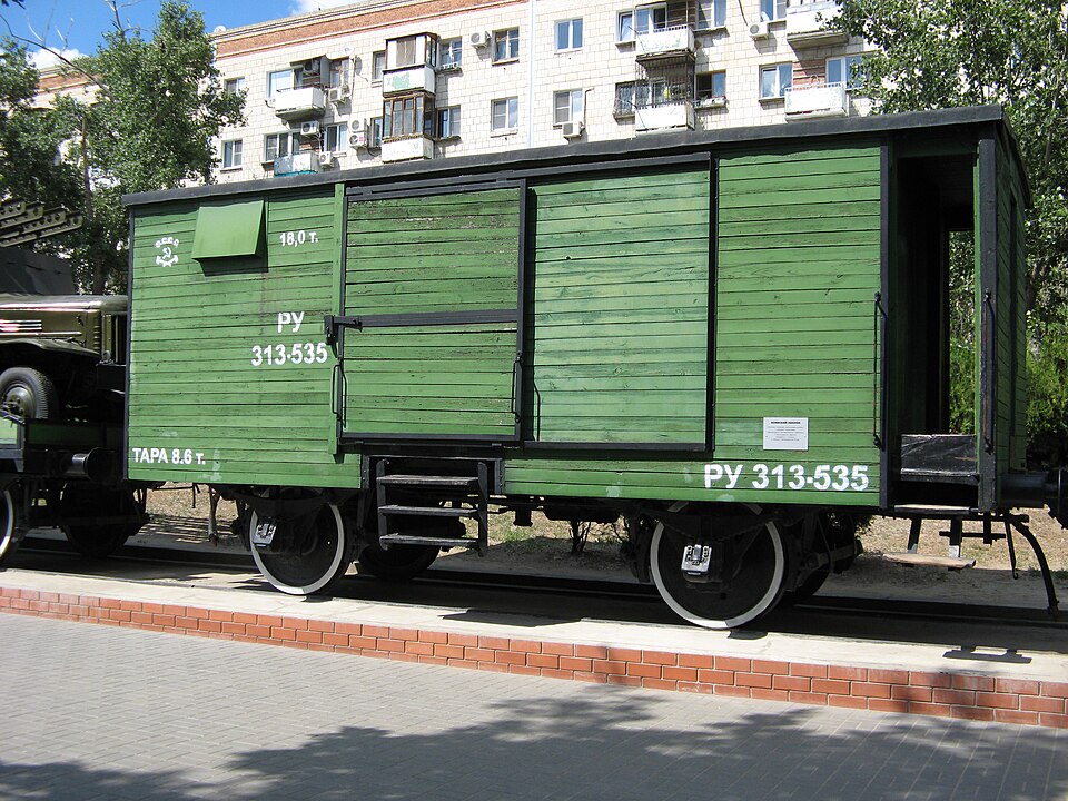 Fayl:Troop train in Volgograd 002.JPG