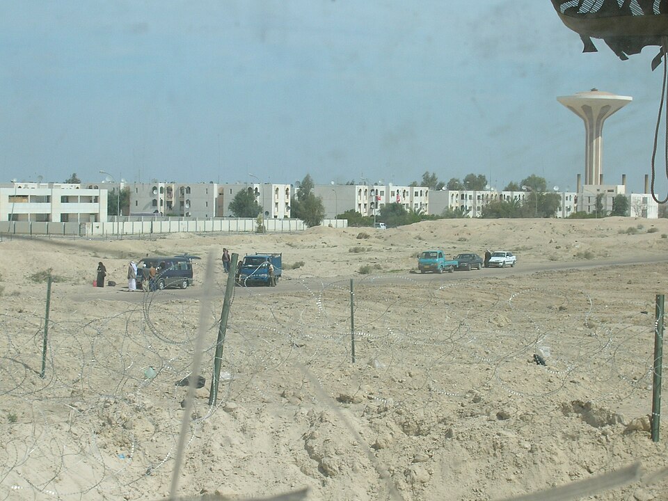 Fayl:Anbar-Armiaih.jpg