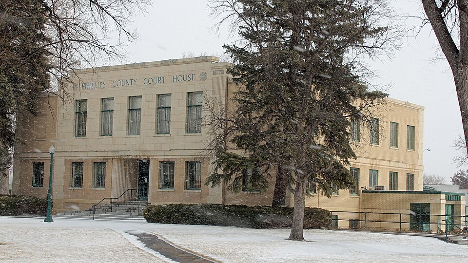 Fayl:Phillips County Courthouse.JPG