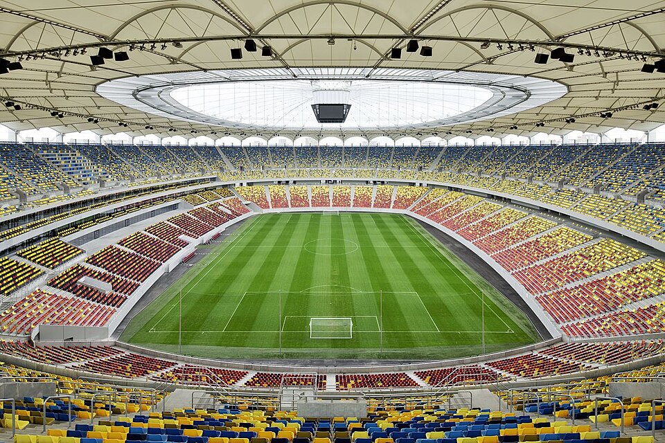 Fayl:Arena-bukareszt.jpg