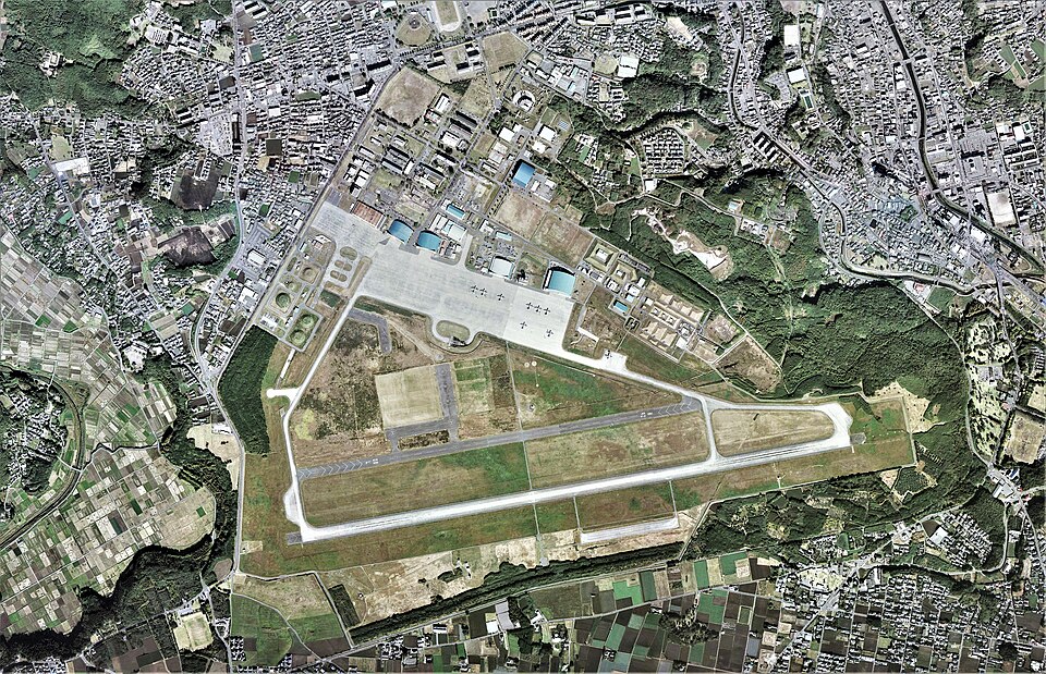 Fayl:Kanoya Air Base Aerial photograph.2013.jpg