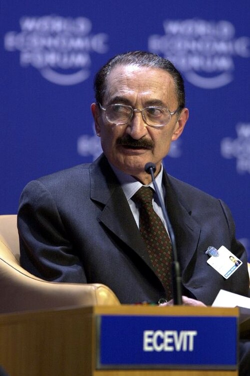 Fayl:Bülent Ecevit-Davos 2000.jpg