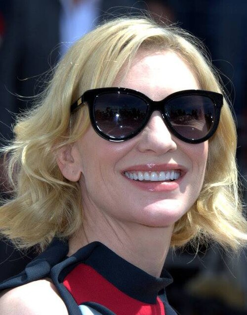 Fayl:Cate Blanchett Cannes 2014 (cropped).jpg