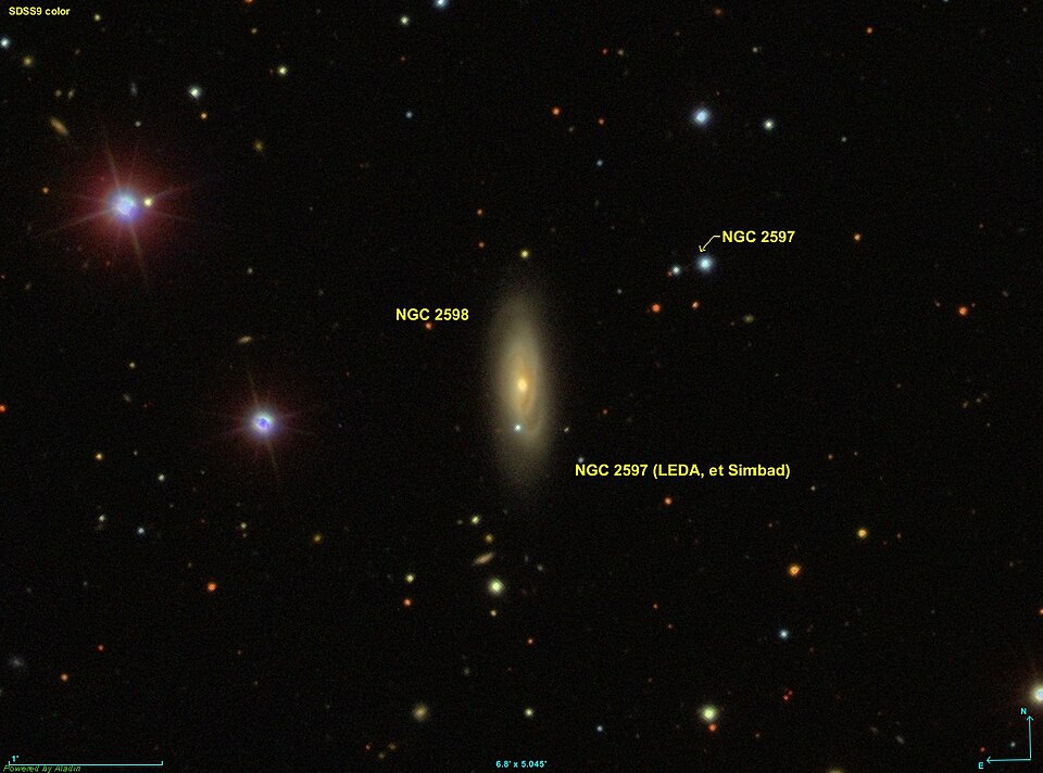 Fayl:NGC 2598 SDSS.jpg