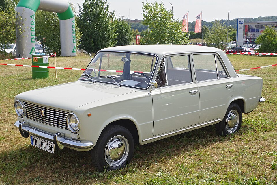 Fayl:VAZ 2101 BW 2016-09-03 13-51-58.jpg