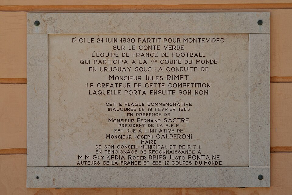 Fayl:Villefranche - Commemoration (1).JPG