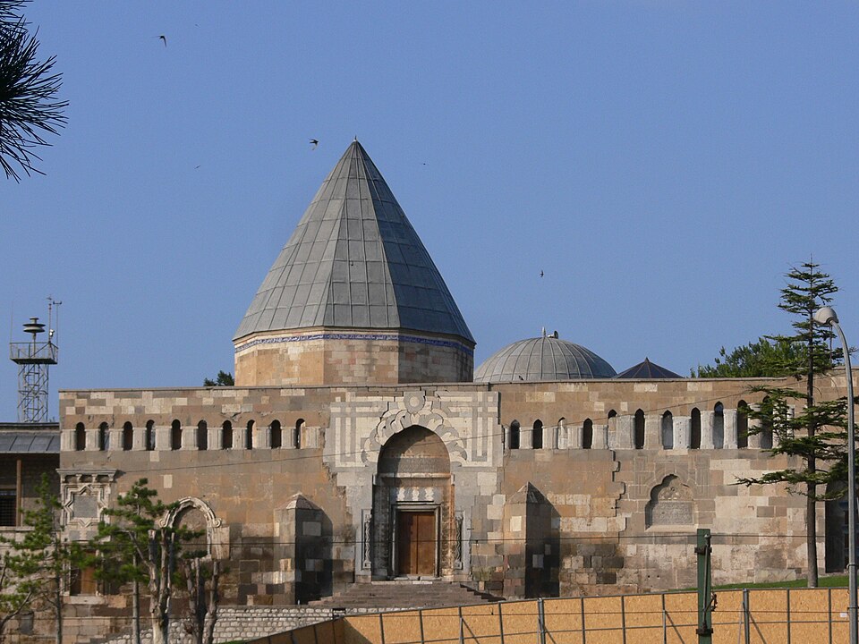 Fayl:Alaedin Camii.JPG