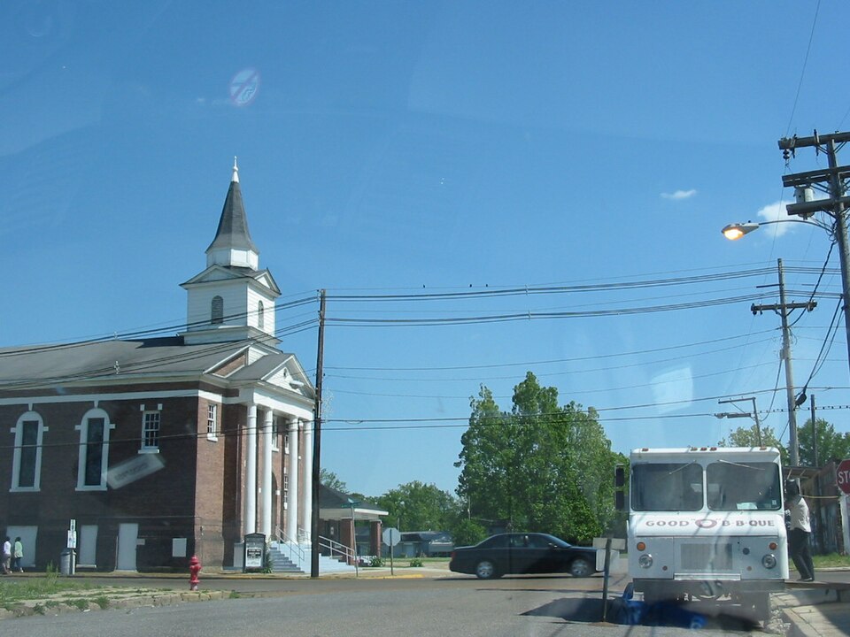 Fayl:Clarksdale, Mississippi.jpg