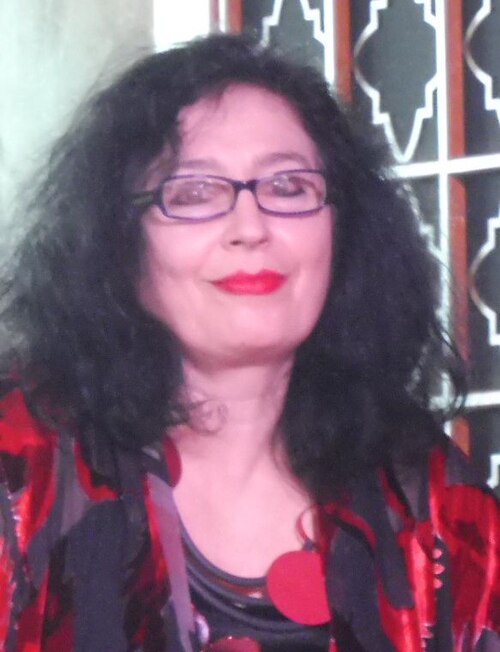 Fayl:Elena Kats-Chernin.jpg