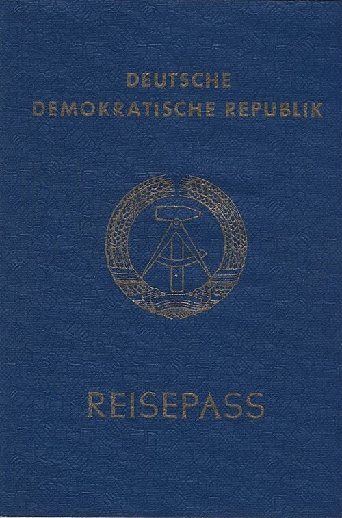 Fayl:DDR Reisepass2.jpg
