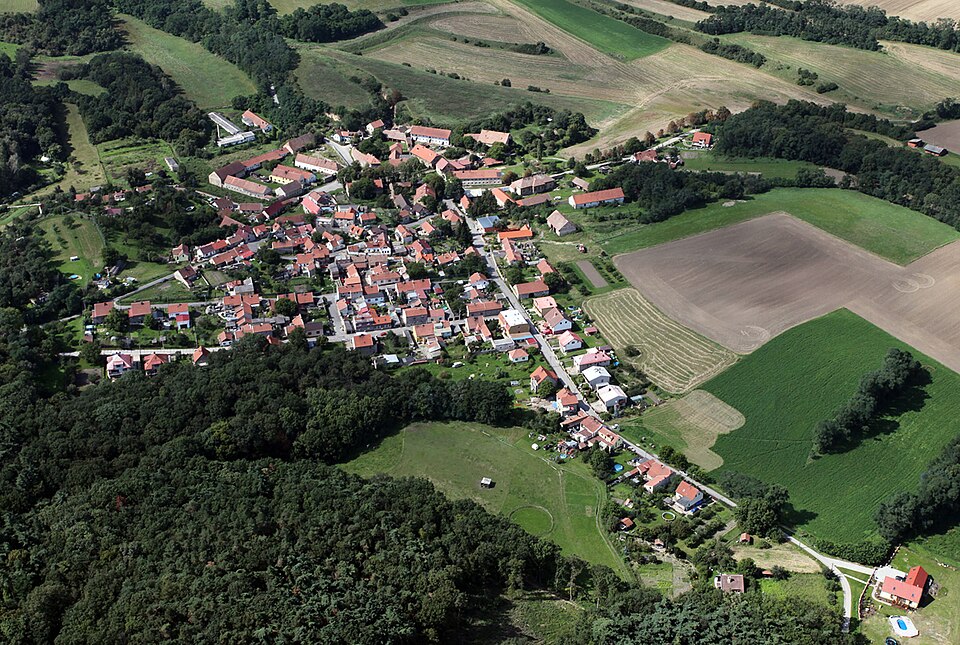 Fayl:IMG 0365n Blevice.jpg
