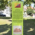 Parkdagi xush kelibsiz taxtasi.