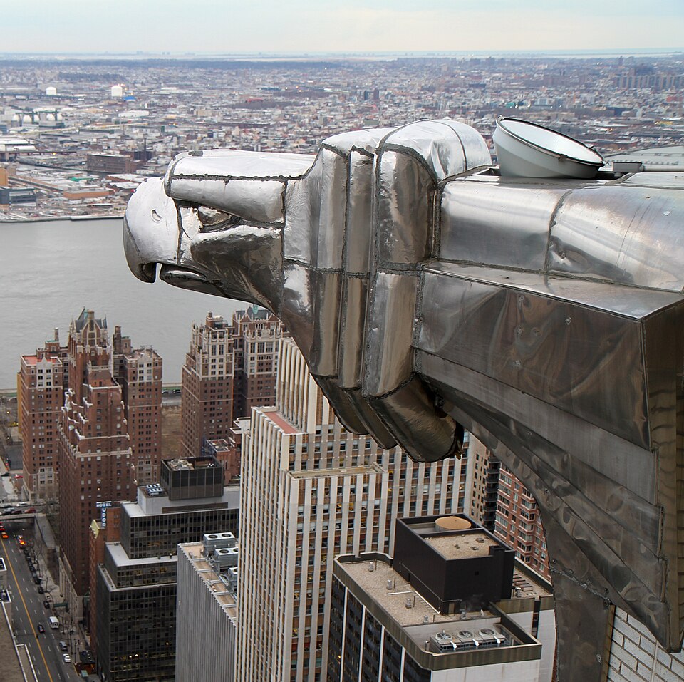 Fayl:Chrysler Building eagle.jpg