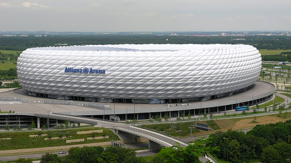Fayl:Allianz-Arena-München.jpg