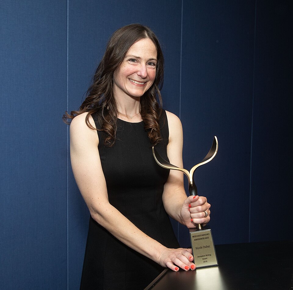 Fayl:Nicole Dubuc WGA Award.jpg