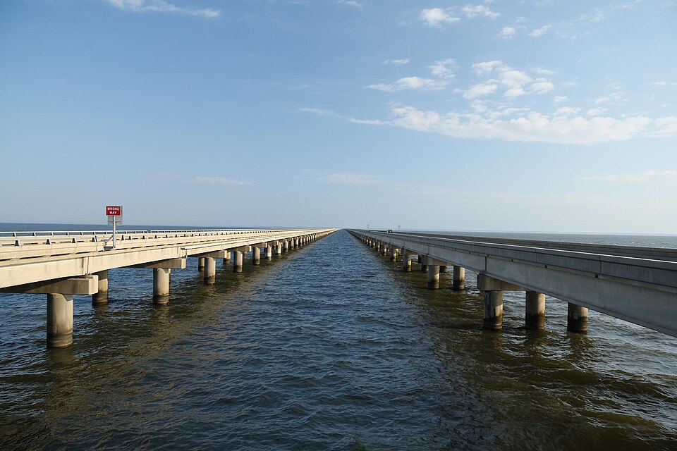 Fayl:Lake Pontchartrain Causeway.jpg