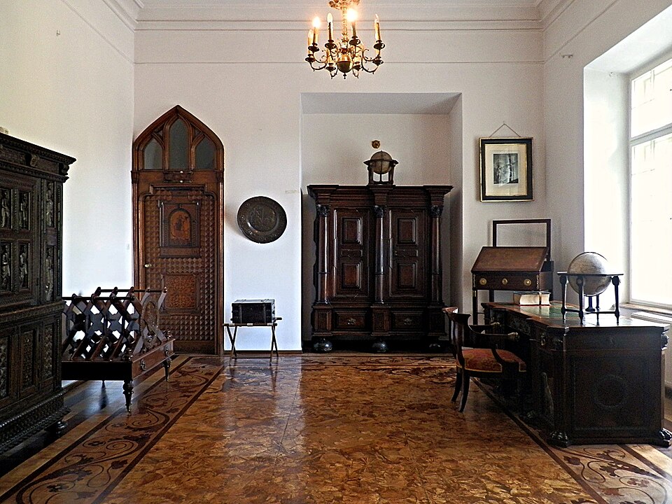 Fayl:Zamek Kórnik (3).jpg