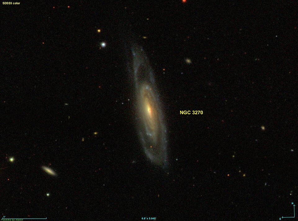 Fayl:NGC 3270 SDSS.jpg