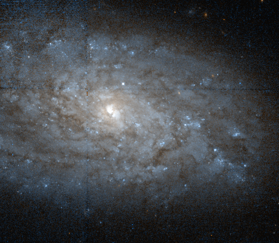 Fayl:NGC 4298 hst 09042 R814GB450.png