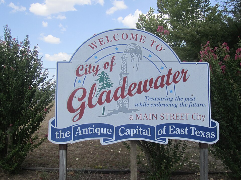 Fayl:Gladewater, TX sign IMG 4913.JPG