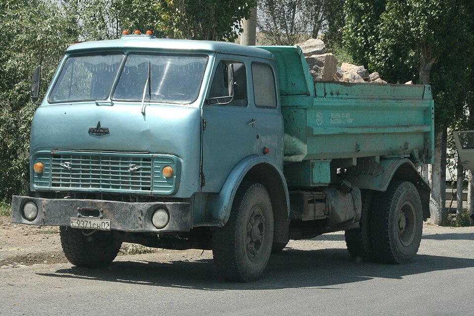 Fayl:MAZ-5549.jpg