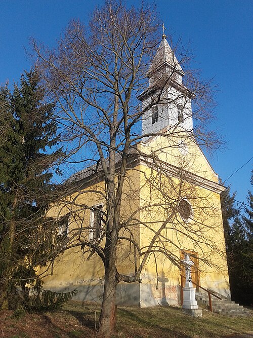 Fayl:Roman Catholic Church in Nyésta.jpg