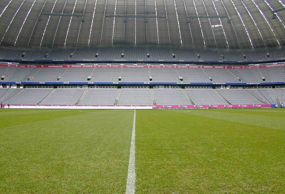 Fayl:Allianz Arena leer 1244.jpg