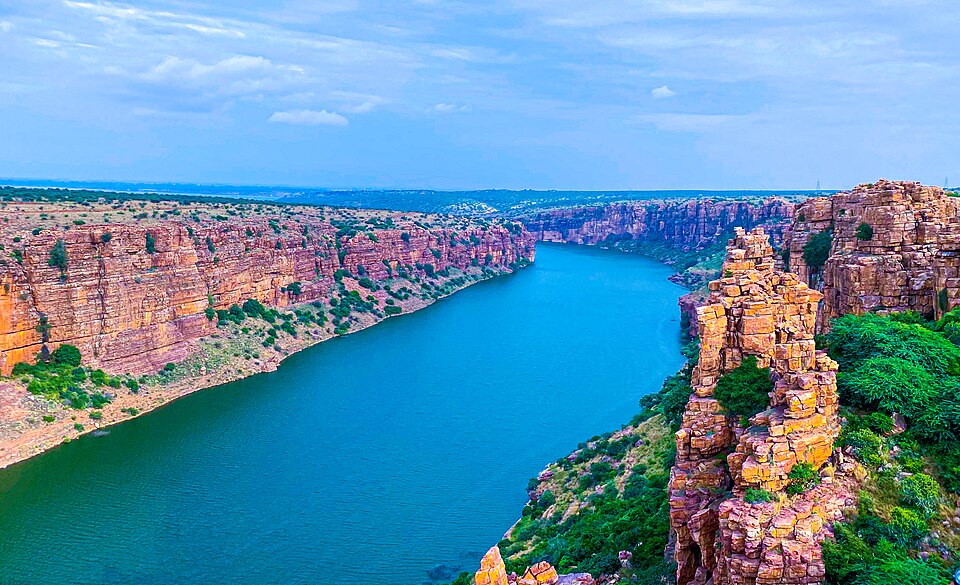 Fayl:Grand Canon of India (Gandikota).jpg