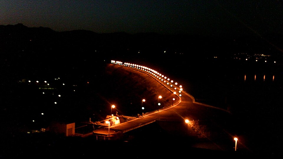 Fayl:Mahabad Dam.JPG