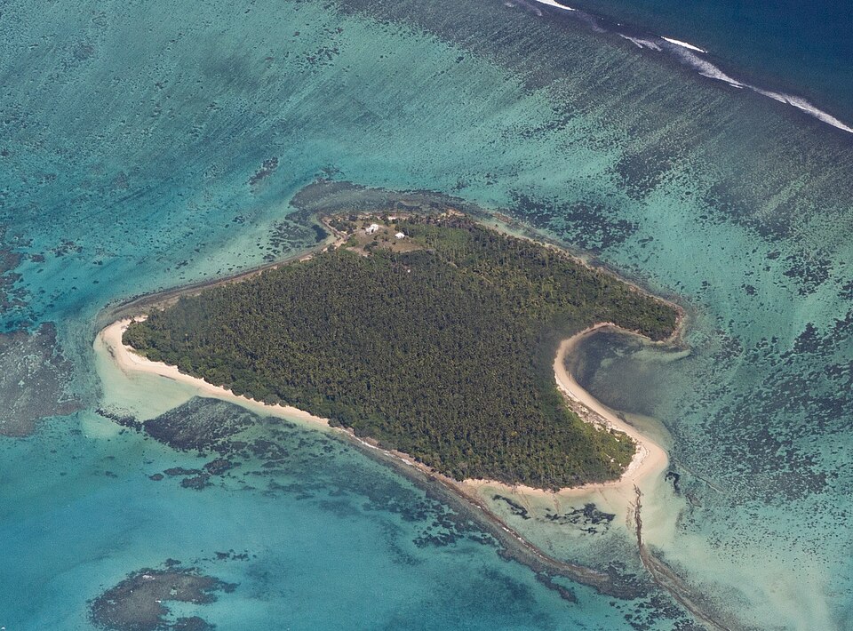 Fayl:Tonga - Fukave island (cropped).jpg
