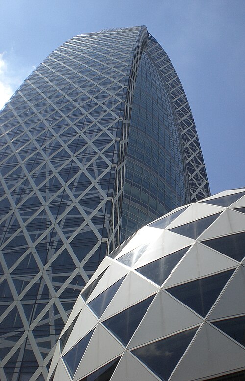 Fayl:モード学園コクーンタワー.JPG
