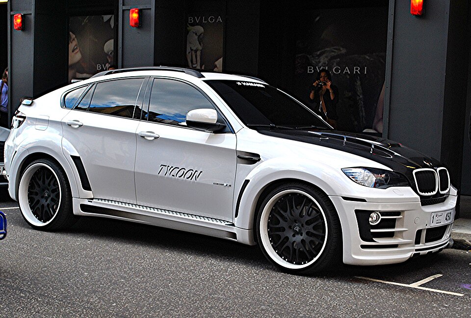 Fayl:BMW X6 customised by Hamann.jpg