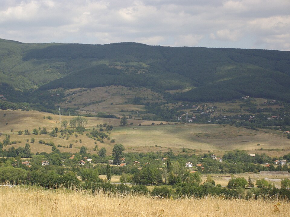 Fayl:Selo Zhilenci.jpg