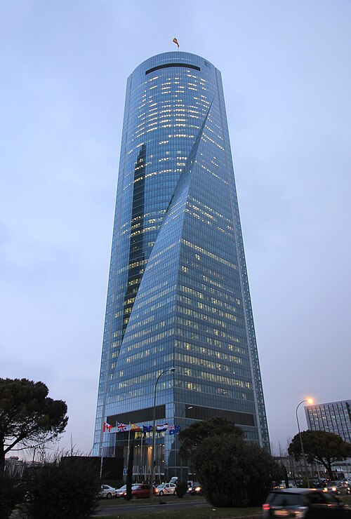 Fayl:Torre Espacio (Madrid) 18.jpg
