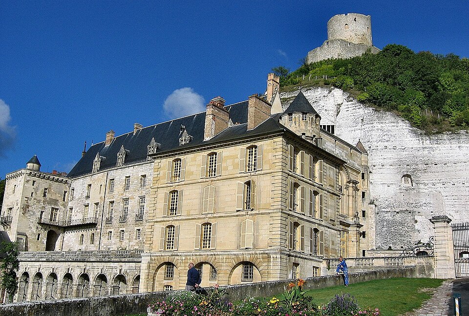 Fayl:Château de La Roche-Guyon.jpg