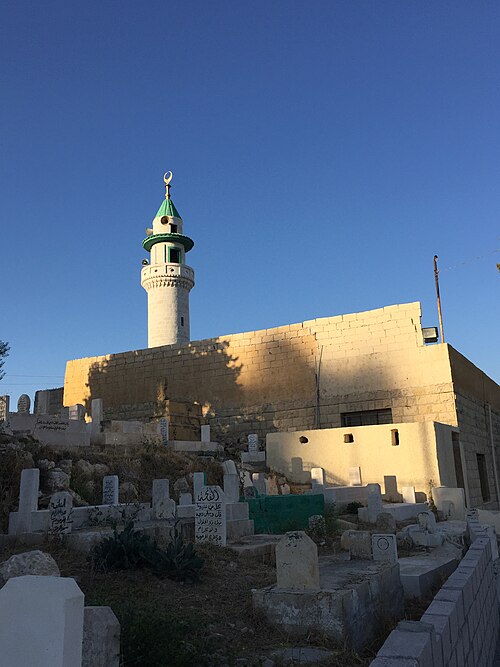 Fayl:Nabi Jad Tomb.jpg