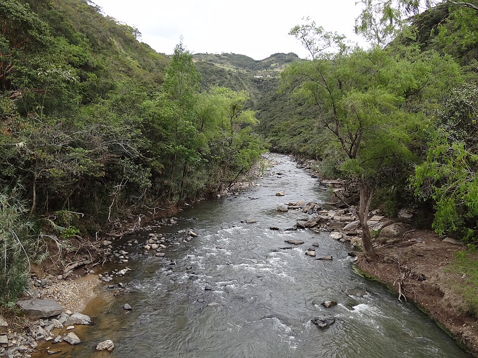 Fayl:Rio Moniquira.JPG