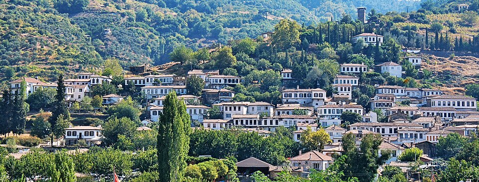 Fayl:Sirince Overview 2012.jpg