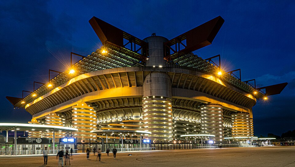 Fayl:Stadio Meazza 2021.jpg