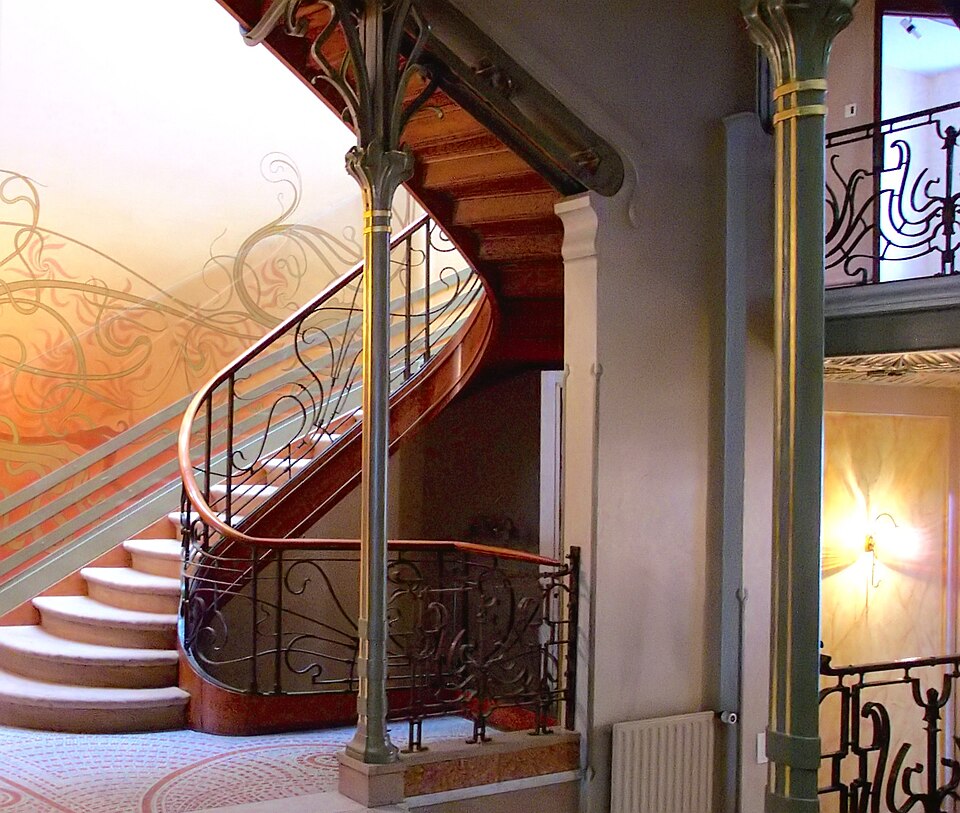 Fayl:Tassel House stairway.JPG