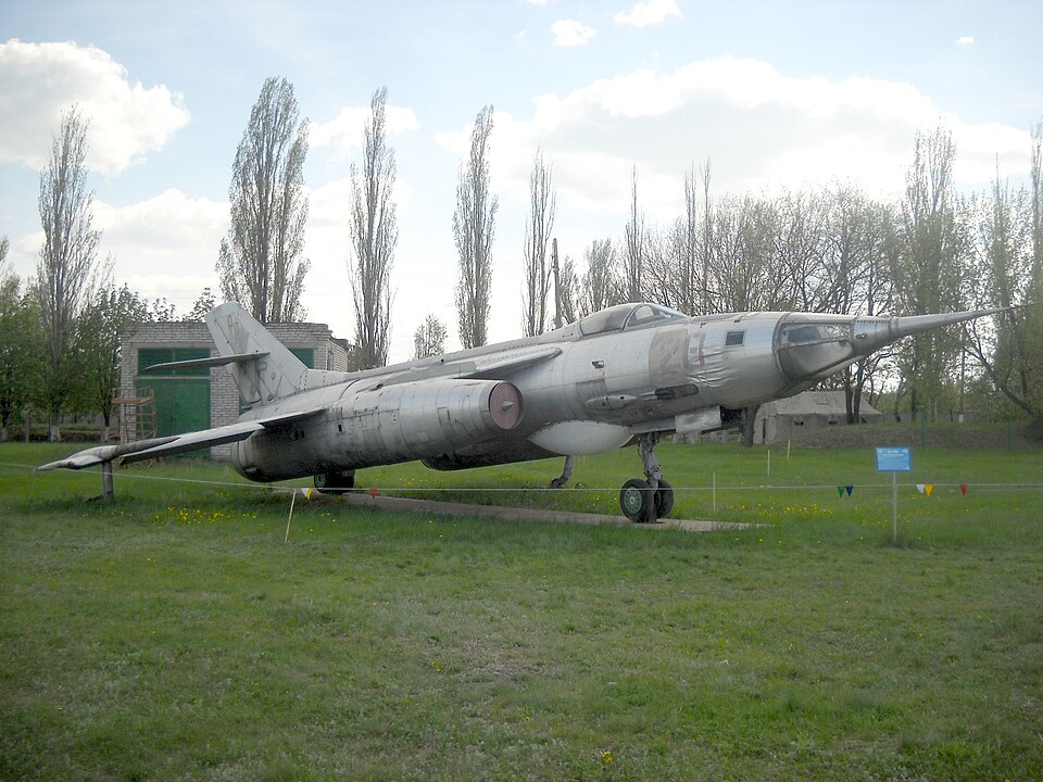 Fayl:Як-28.jpg
